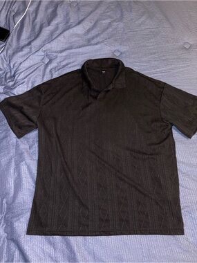 Men's Black Short-Sleeve Polo with Textured Diamond Knit